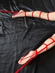 Natsuki Yokoyama gets her feet fucked before getting tied with red rope
